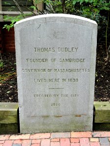 Thomas Dudley marker, Cambridge, MA - DSC09431