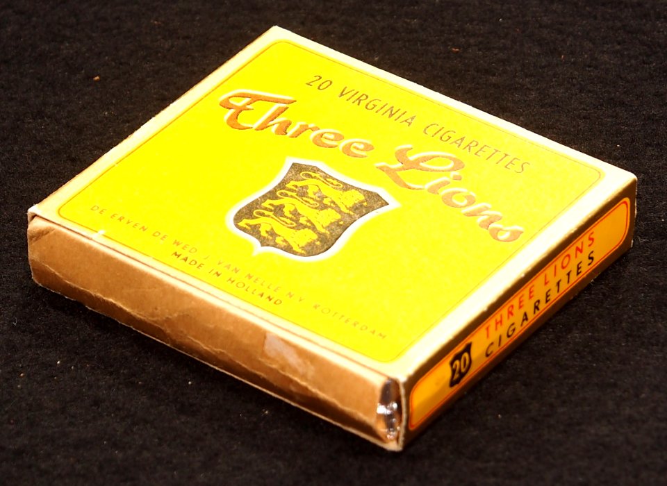 Three Lions cigarettes pack, pic3