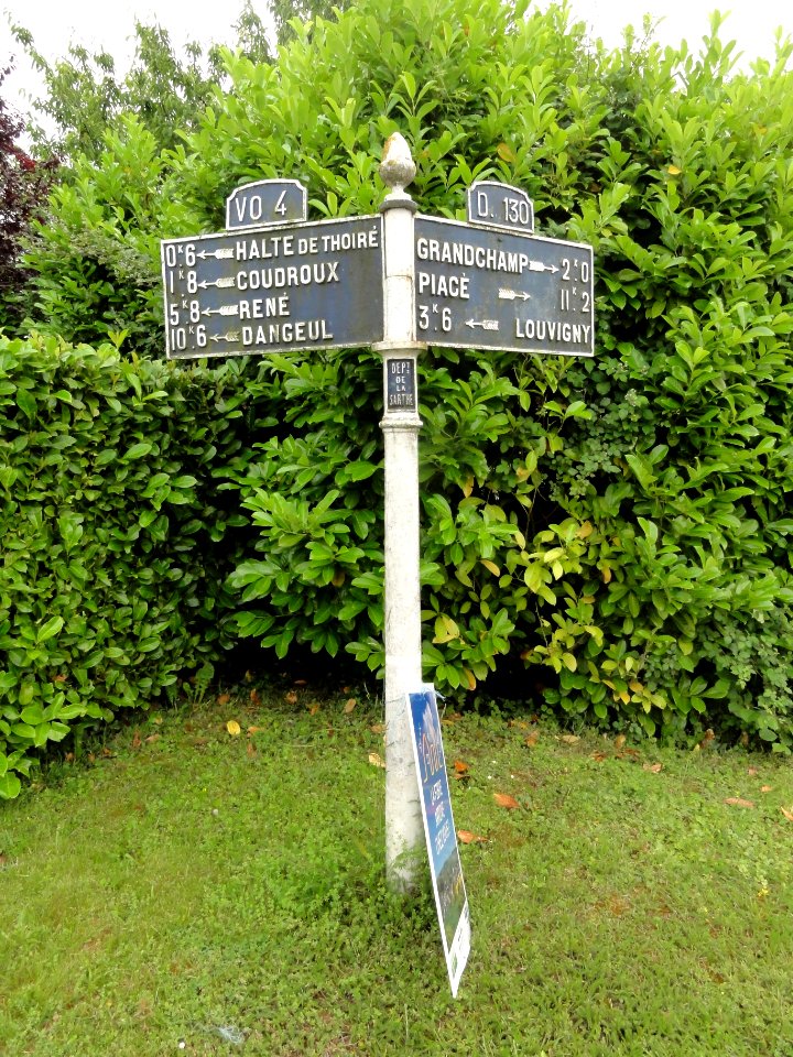 Thoiré-sous-Contensor (Sarthe) plaques de cocher