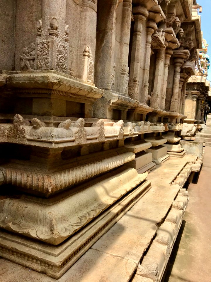 Thiruthalinathar Shiva temple, Tiruppathur Tamil Nadu - 38