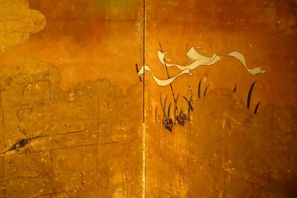 The Battle of Ichi-no-Tani, six-fold screen, Japan, Edo period, late 1600s, ink and gold leaf on paper, detail 3 - The Ann and Gabriel Barbier-Mueller Museum - DSC05551