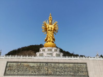 Thousand-armed and eyed Guanyin in Miyin Temple, 12 February 2018, 09
