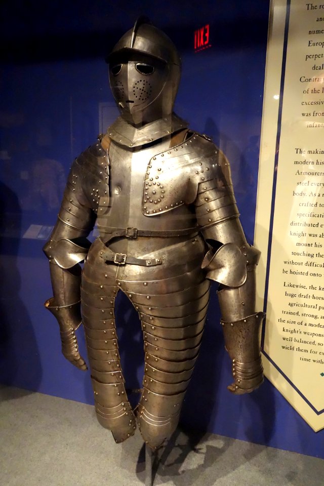Three Quarter Cuirassier Armor, c. 1630 - Glenbow Museum - DSC00712