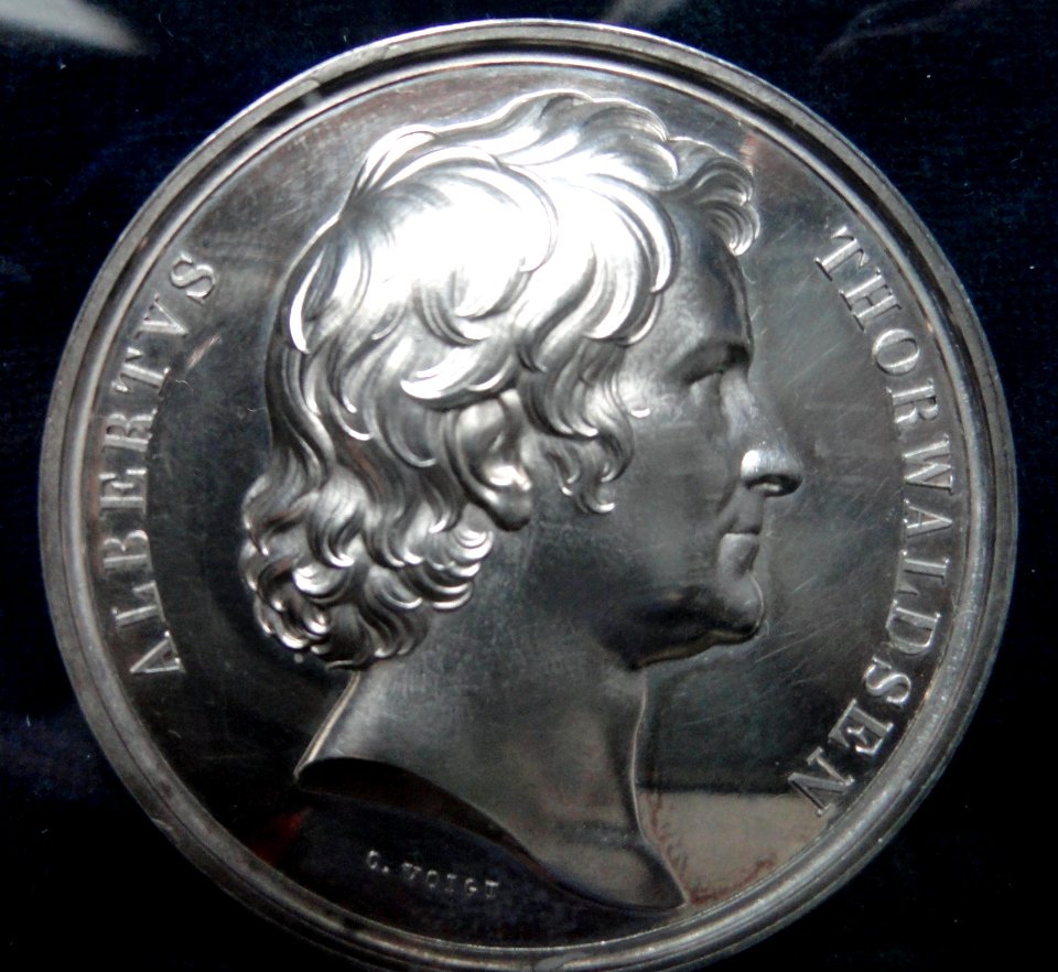 Thorvaldsen medallion - Thorvaldsens Museum - DSC08764