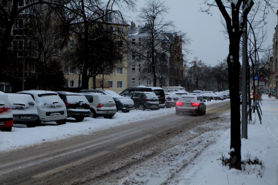 Thorwaldsenstraße Berlin-Steglitz with snow 2021-02-08 03