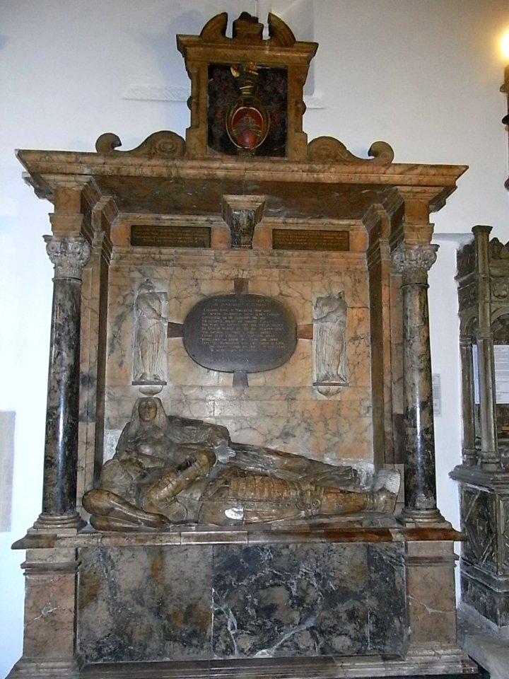 ThrockmortonMonumentGauntsBristol