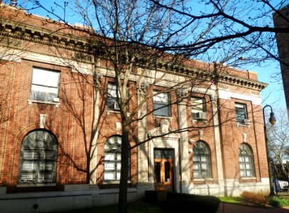 Thrift Hall Pratt PM sun jeh