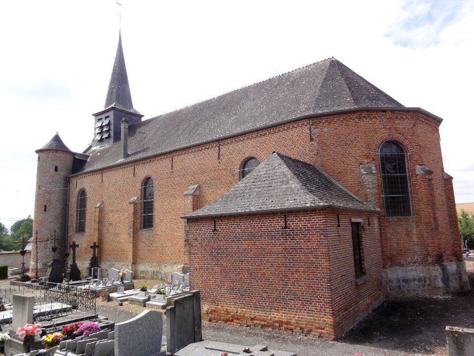 Thenailles (Aisne) église (03)