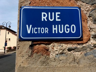 Thizy-les-Bourgs - Rue Victor Hugo - Plaque