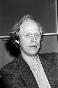 Theo de Roos advocaat van de vereniging van dienstplichtige militairen, Bestanddeelnr 931-2662