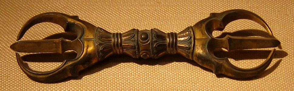 Three-pronged Vajra, 12th century Japan, gilt bronze, Metropolitan Museum of Art, 1987.151