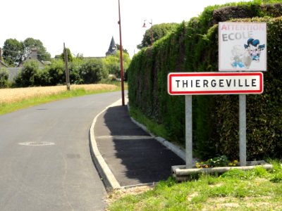 Thiergeville (Seine-Mar.) entrée