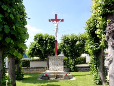 Thiernu (Aisne) croix de chemin