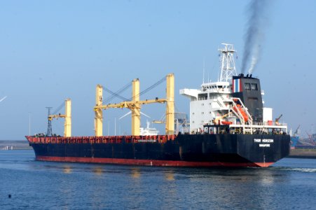 Thor Horizon, IMO 9137117 leaving the locks of IJmuiden, Port of Amsterdam, pic2