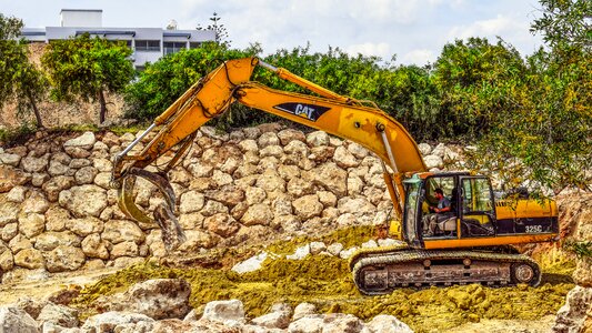 Machinery construction hydraulic