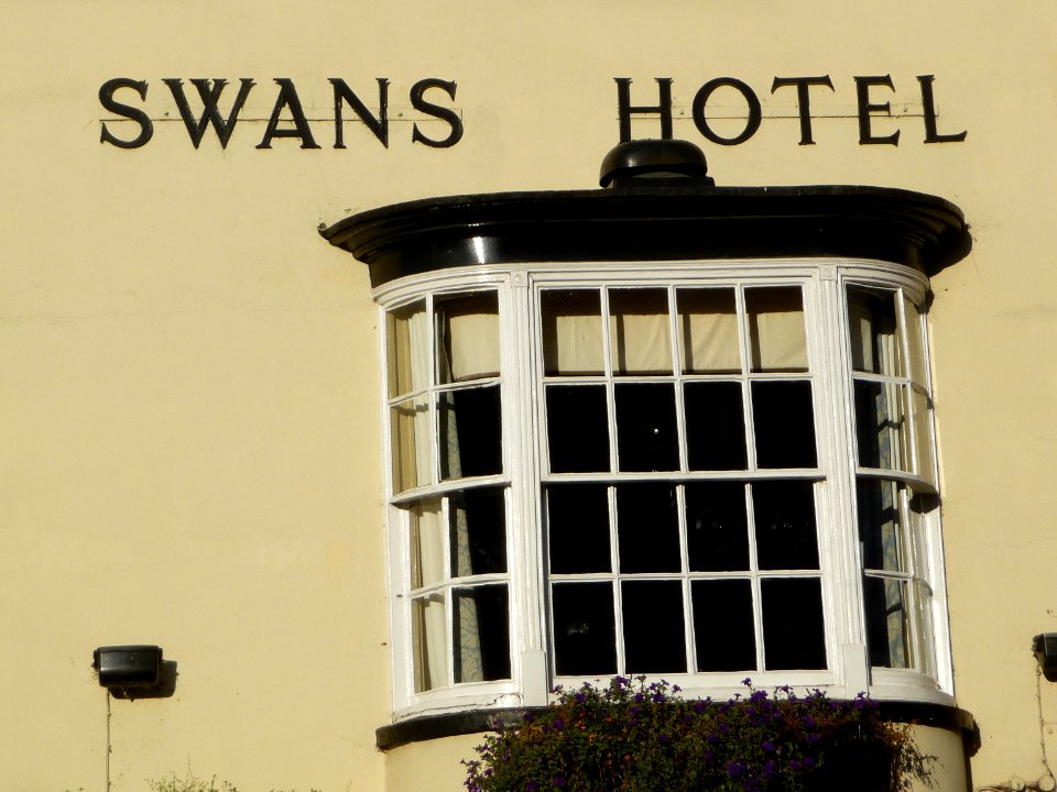 Three Swans Hotel, Market Harborough 01