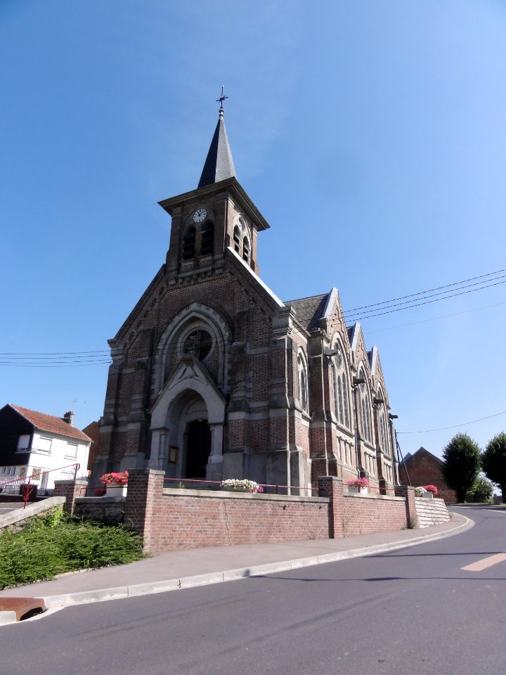 Thenelles (Aisne) église