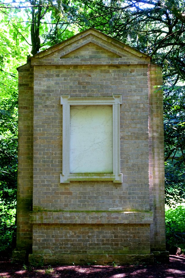 Thomas Hutton monument - Wrest Park - Bedfordshire, England - DSC08104