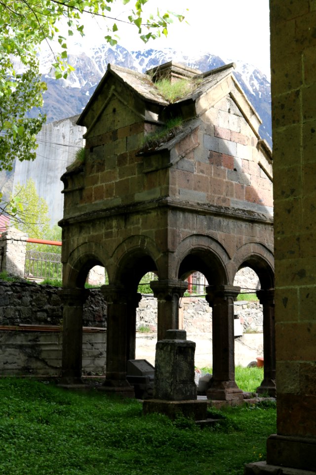 Theotokos church – Stephantsminda – 05