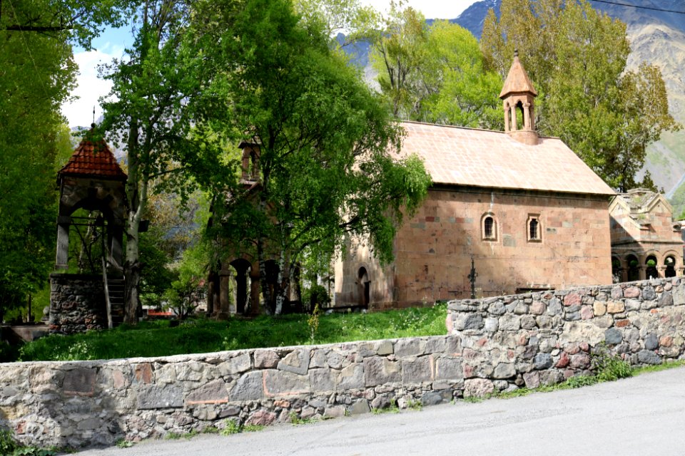 Theotokos church – Stephantsminda – 01