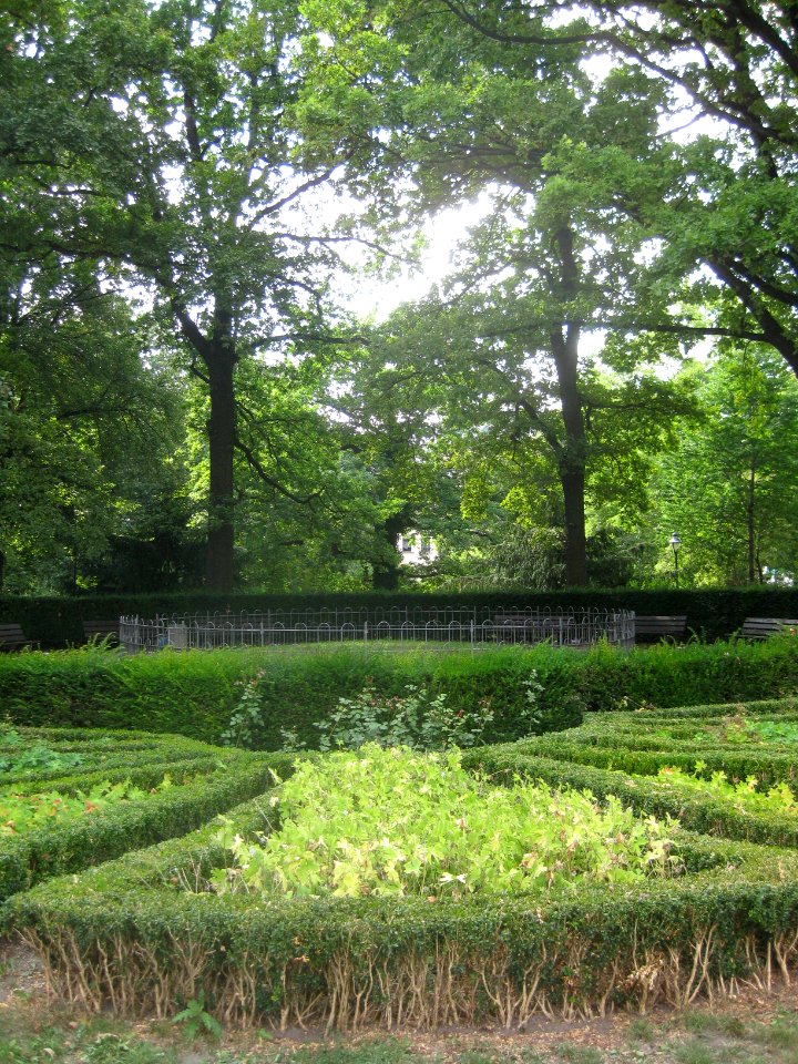 Theodor-Körner-Platz (2)