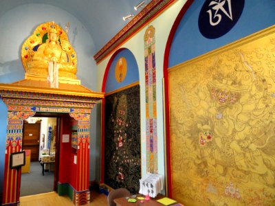 Tibetan hallway - George Walter Vincent Smith Art Museum - DSC03872