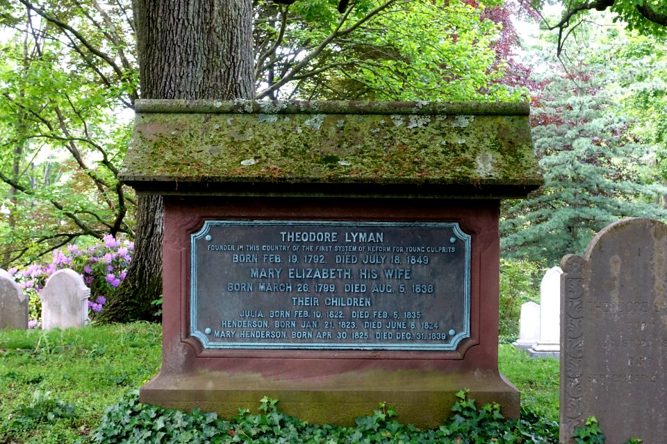 Theodore Lyman family - Mount Auburn Cemetery - DSC04219