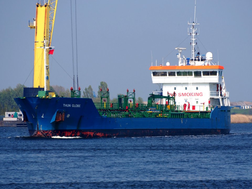 THUN GLOBE - IMO 9229051 - Callsign PBCA in de Afrikahaven, foto1