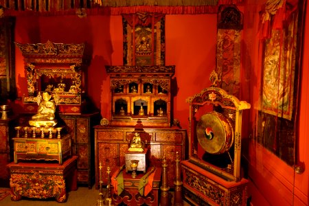 Tibetan Buddhist Shrine Room, Alice S. Kandell Collection, from Tibet, China, and Mongolia, 13th-20th century, mixed media - Arthur M. Sackler Gallery - DSC05139