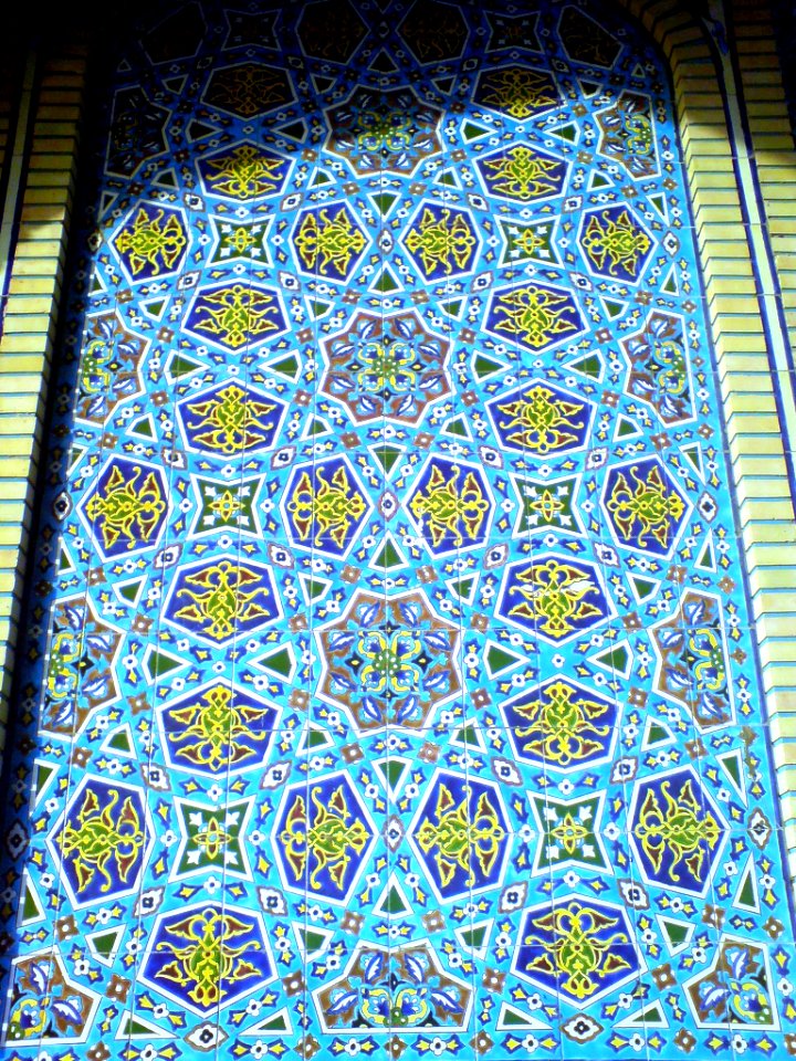 Tiling - Mosque of Hassan Modarres - Kashmar 08