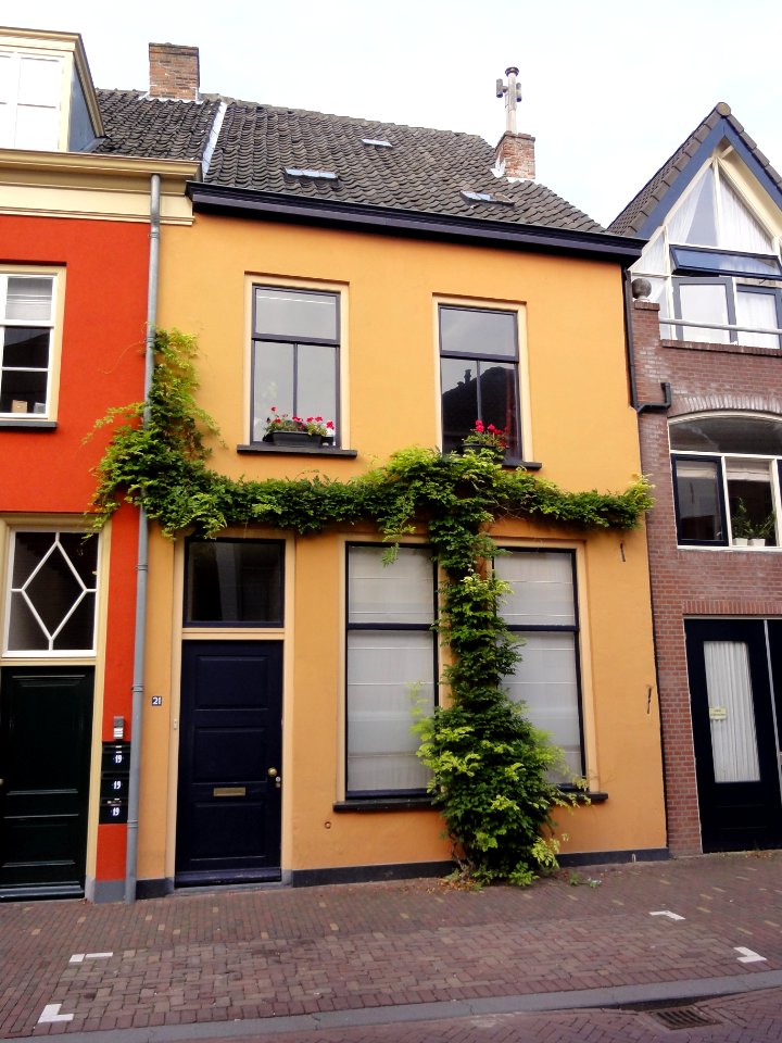 Tiel Rijksmonument 35552 St.Agnietenstraat 21