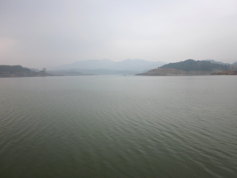 Tianping Reservoir, Ningxiang, China, 17 March 2012, picture1