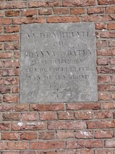 Tiel Rijksmonument 35581 RK begraafplaats, gevelsteen kapel