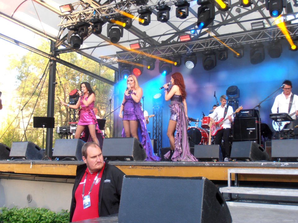 Three D - Eurovision Village 2016 - 1