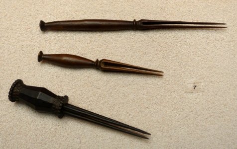 Three forks for human flesh (cannibal forks), Viti Islands, 1905, 1905, 1881 - Ethnological Museum, Berlin - DSC01220