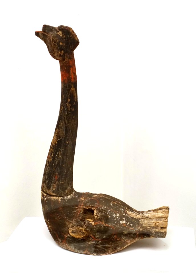 Three animal figures (phoenix), China, Zhanguo period, 475-221 BC, wood with lacquer decoration - Linden-Museum - Stuttgart, Germany - DSC03530