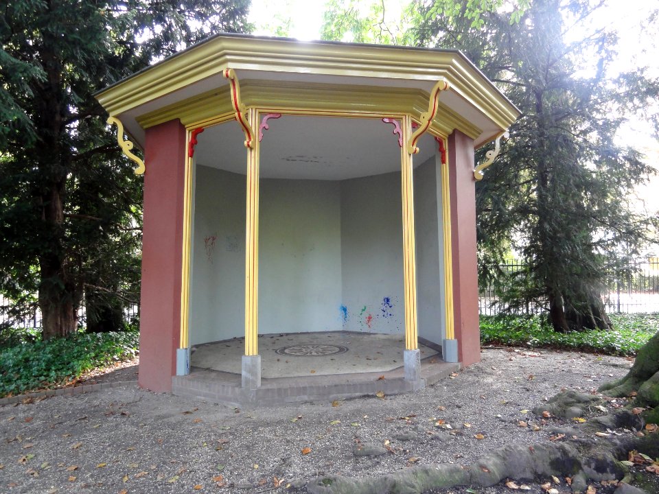 Tiel Rijksmonument 520659 theekoepel in Ambtmanstuin