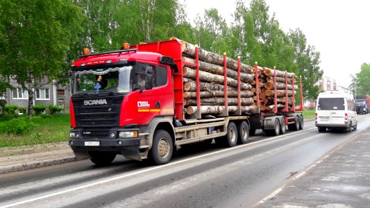 Timber trucks in Koryazhma (26)