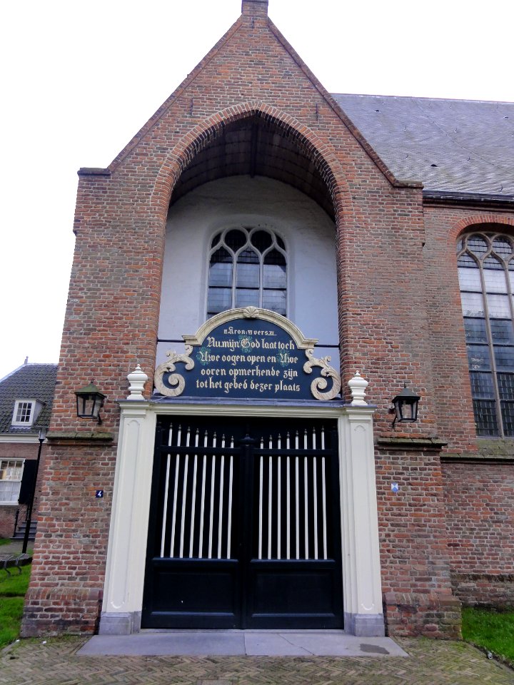 Tiel Rijksmonument 35568 Grote of St.Maarten kerk, entree