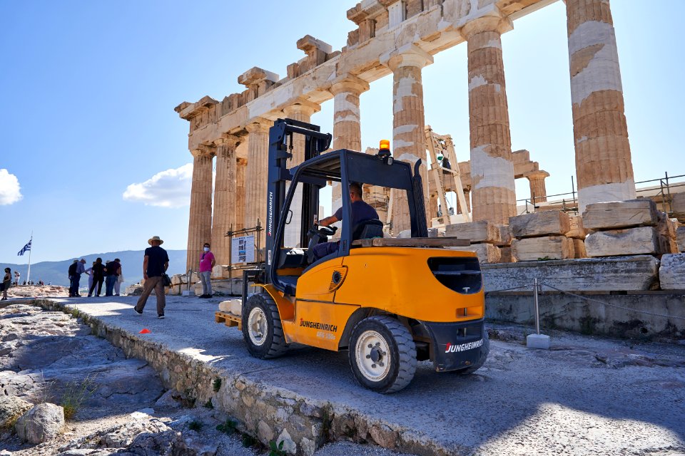 The restoration of the Parthenon on September 25, 2020