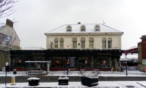 The Station pub (formerly Cliftonville Inn), Goldstone Villas, Hove (January 2013)