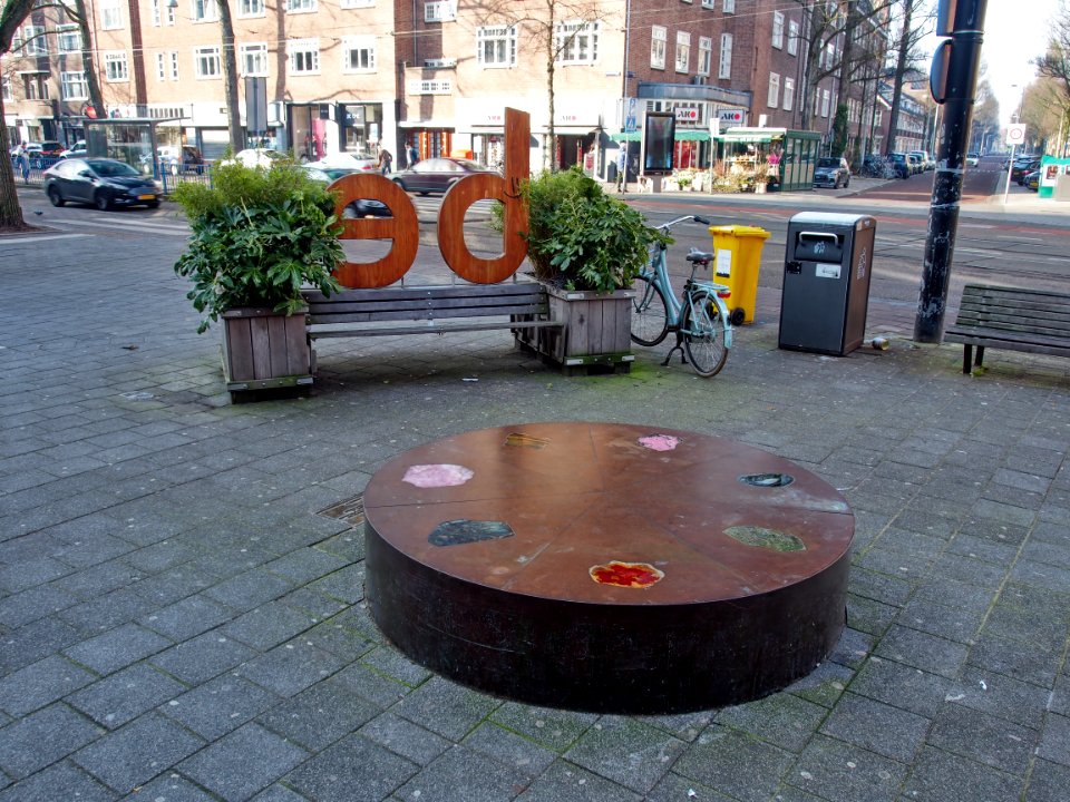 The Regenerator van Marina Abramović, kruising Beethovenstraat en Gerrit van der Veenstraat, foto 4