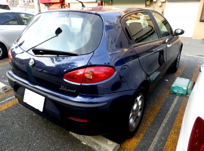 The rearview of Alfa Romeo 147 2.0 TwinSpark Selespeed