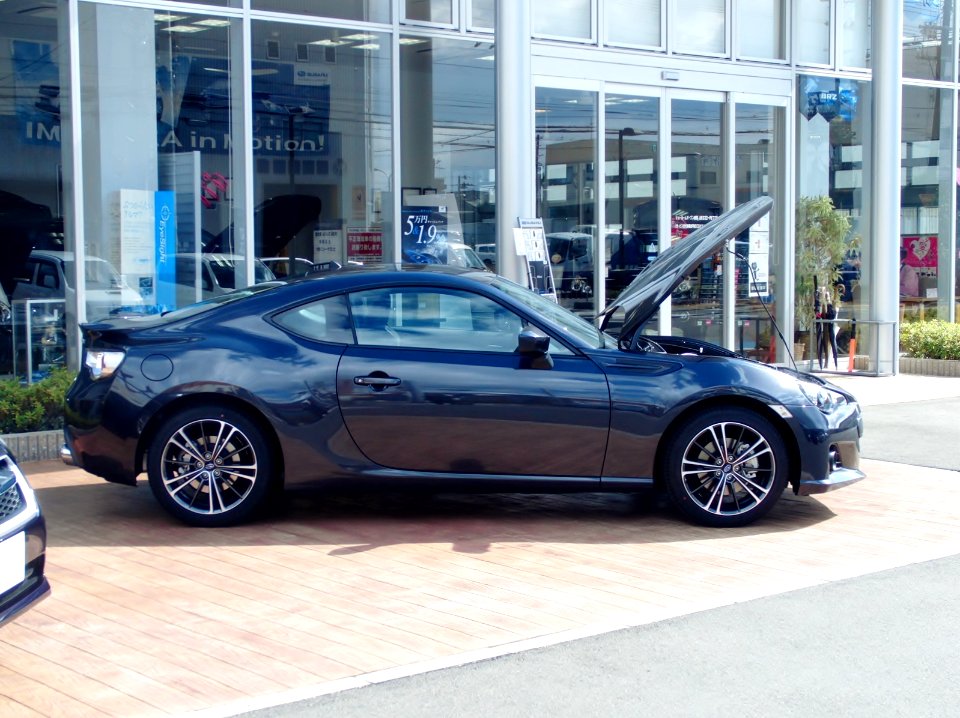 The right of Subaru BRZ R (ZC6)