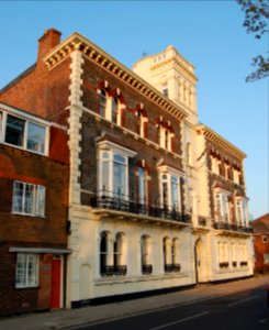 The Royal Naval Club, 17 Pembroke Road, Old Portsmouth (NHLE Code 1103858) (April 2019) (2)