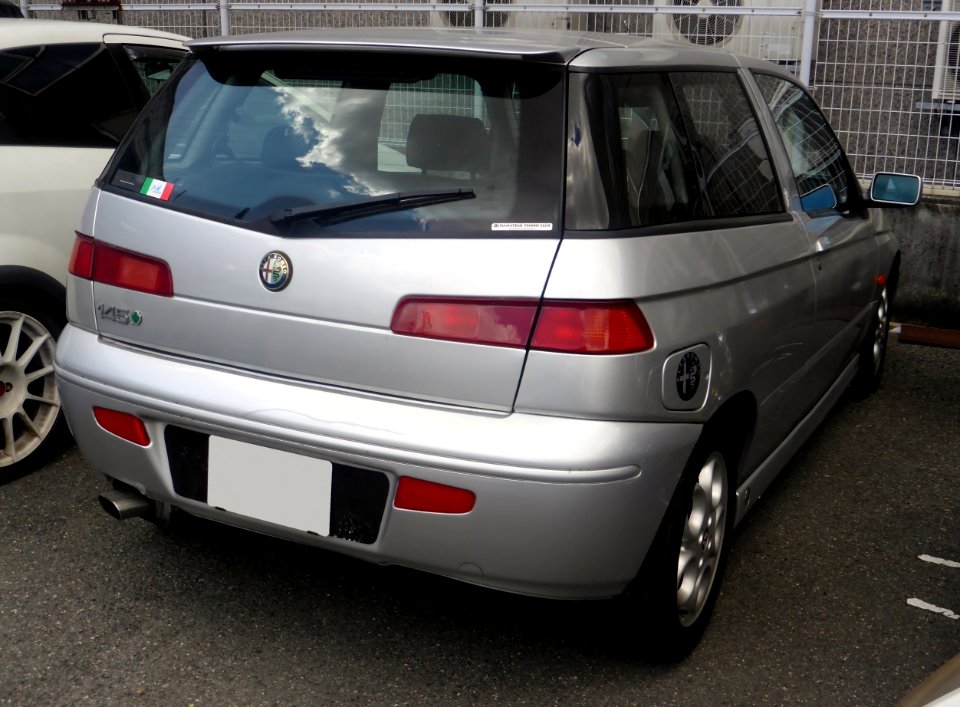 The rearview of Alfa Romeo 145 Quadrifoglio