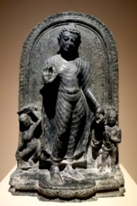 The Story of the Buddha and Angulimala, India, Pala Period, mid 9th century AD, basalt - Chazen Museum of Art - DSC01687