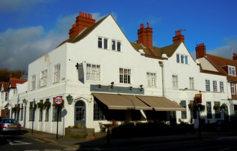 The Stoneham pub, 153 Portland Road, Aldrington (October 2014) (2)