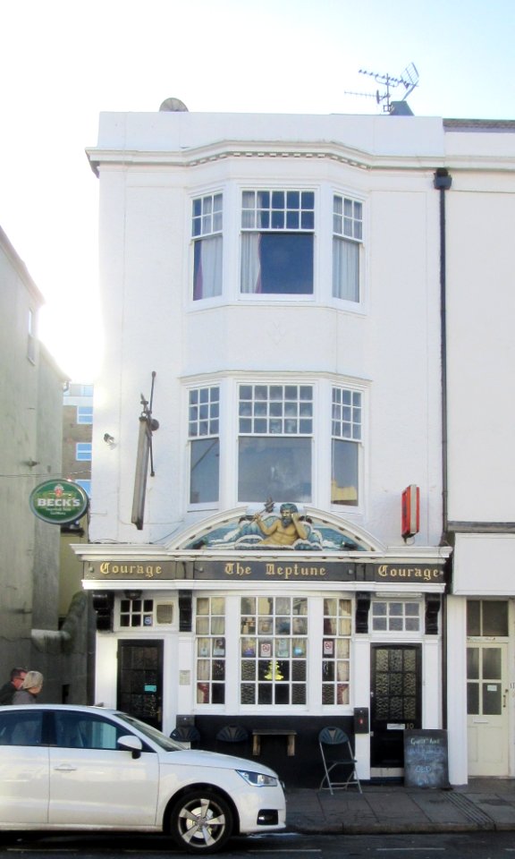 The Neptune pub, 10 Kingsway, Hove (January 2017) (1)
