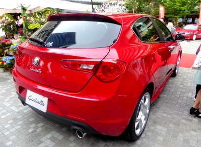 The rearview of Alfa Romeo Giulietta Quadrifoglio Verde